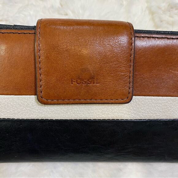 Fossil Leather Wallet Brown Cream Black Colorblock Striped Card Holder Zip - Picture 3 of 10